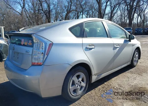 2011 Toyota Prius Three z USA, uszkodzony, nr VIN JTDKN3DU8B5365461